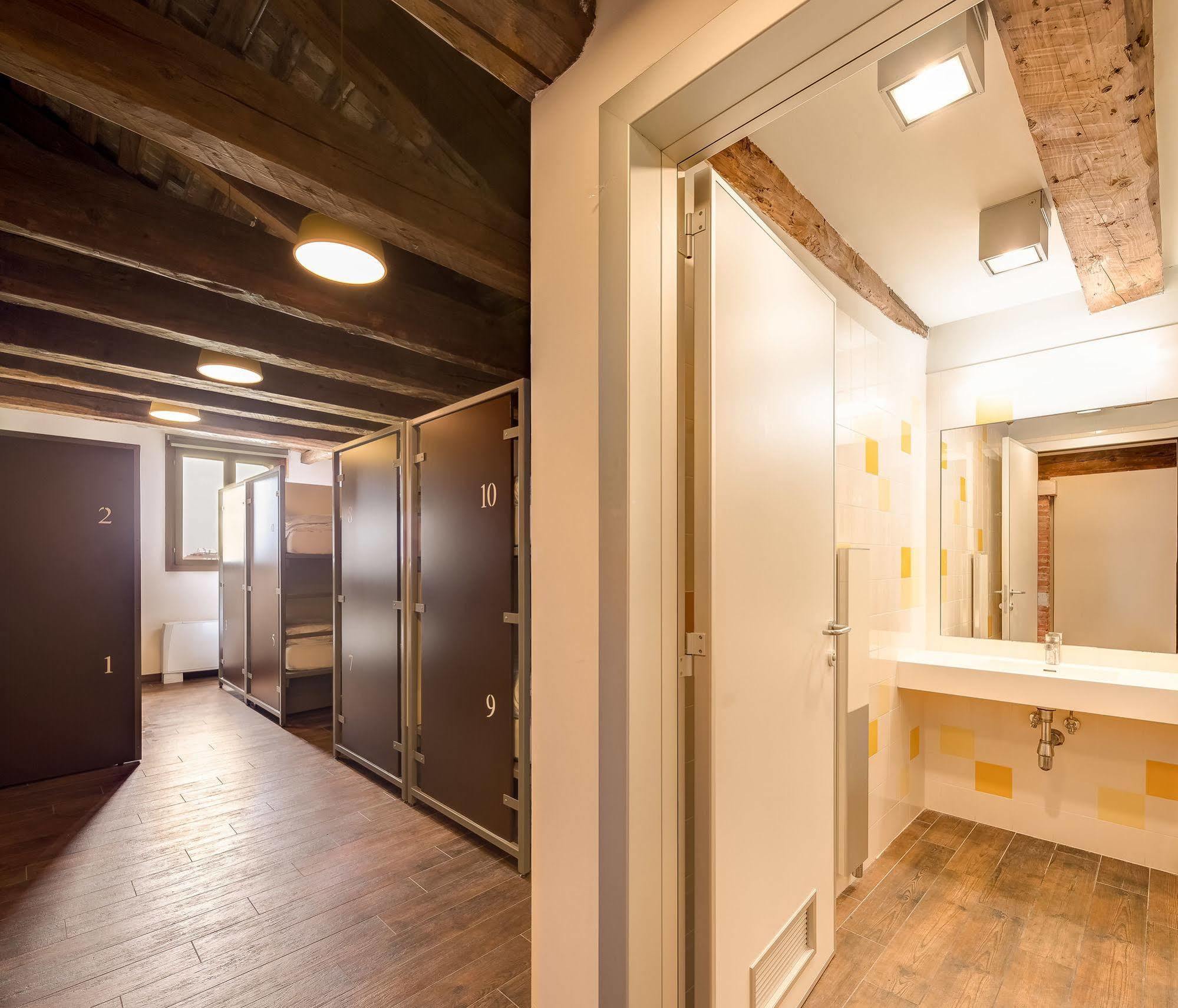 Hostel Generator